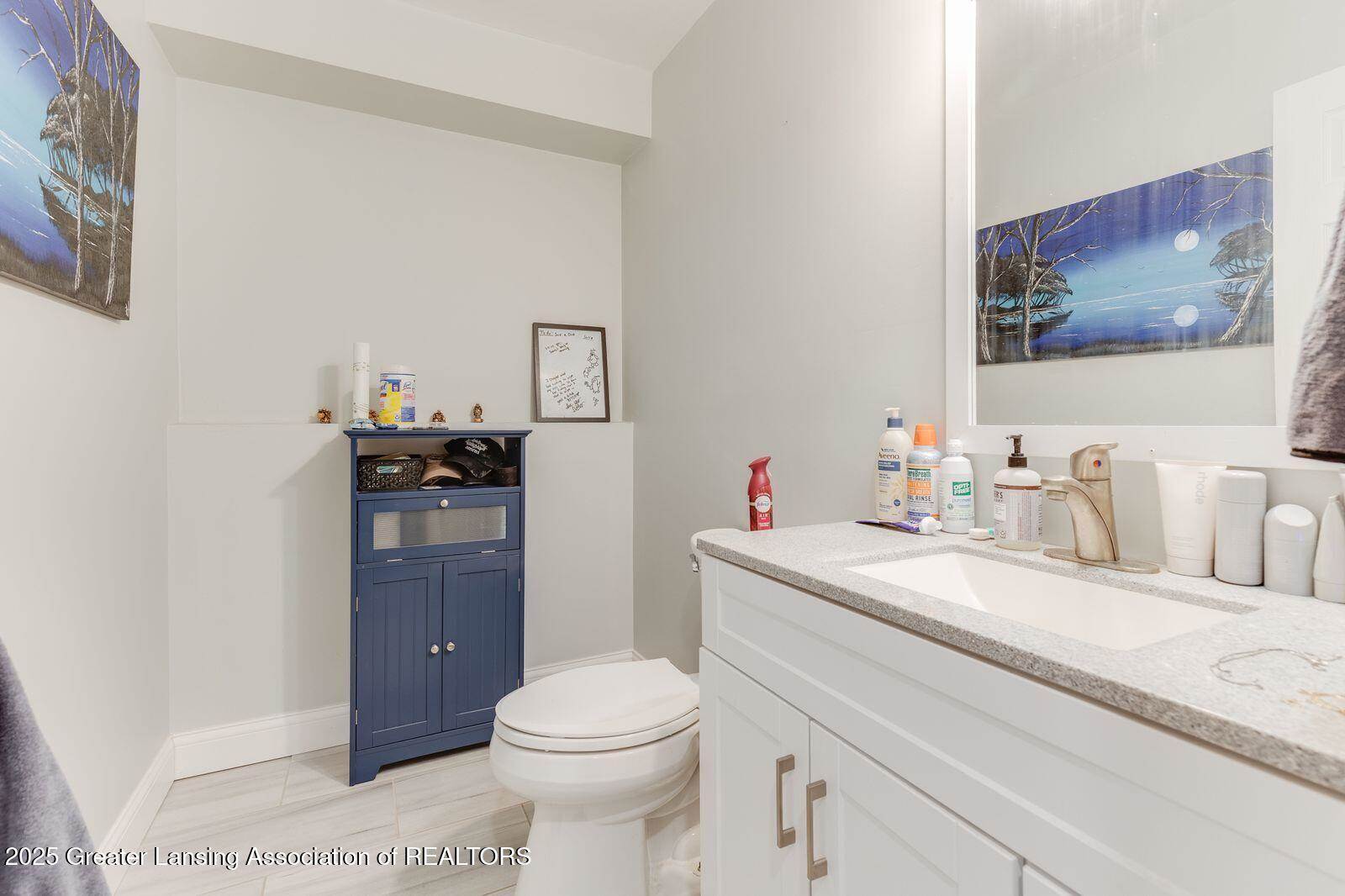 129 Village Drive, LansingCity_Ingham, MI 48911