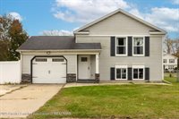 129 Village Drive, LansingCity_Ingham, MI 48911