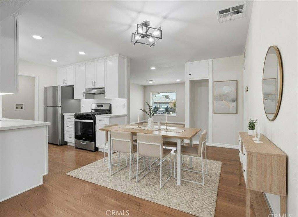 44140 Lightwood, Lancaster, CA 93534