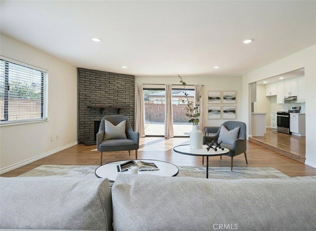 44140 Lightwood, Lancaster, CA 93534