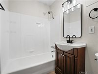 44140 Lightwood, Lancaster, CA 93534