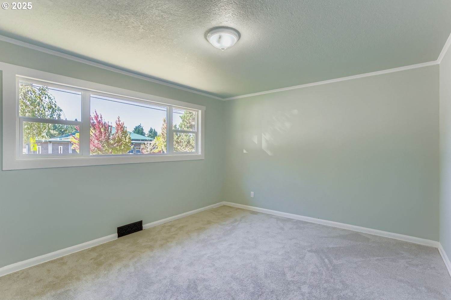 1124 NE 172ND Ave, Gresham, OR 97230