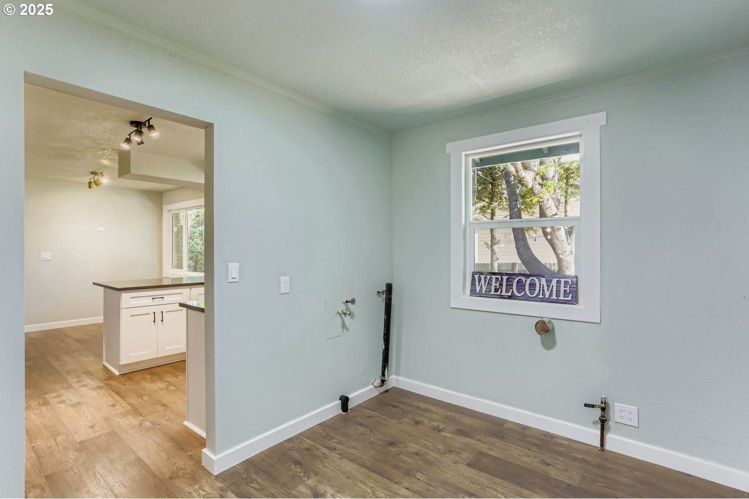 1124 NE 172ND Ave, Gresham, OR 97230