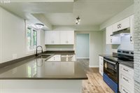 1124 NE 172ND Ave, Gresham, OR 97230