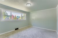 1124 NE 172ND Ave, Gresham, OR 97230