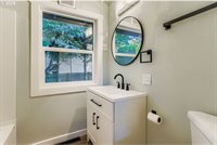 1124 NE 172ND Ave, Gresham, OR 97230