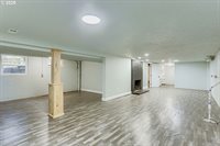 1124 NE 172ND Ave, Gresham, OR 97230