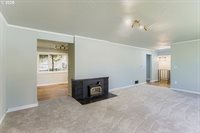 1124 NE 172ND Ave, Gresham, OR 97230