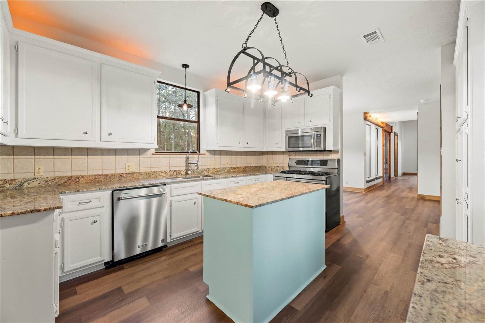 28418 Teal Court, Magnolia, TX 77355