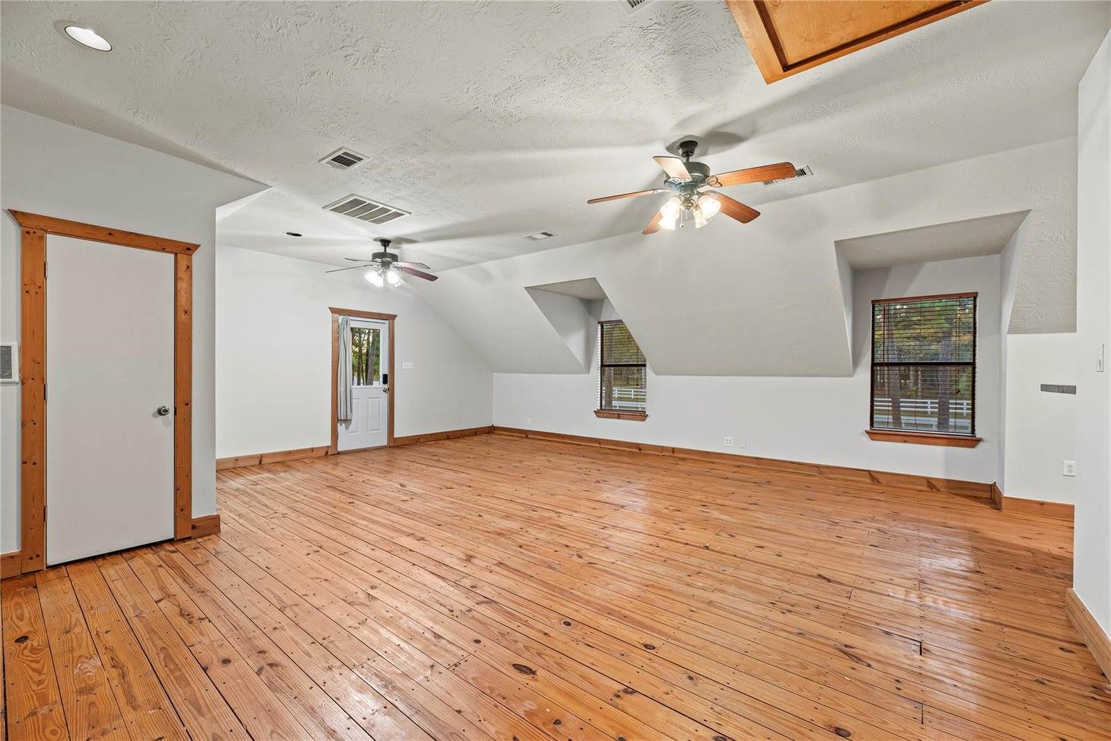 28418 Teal Court, Magnolia, TX 77355