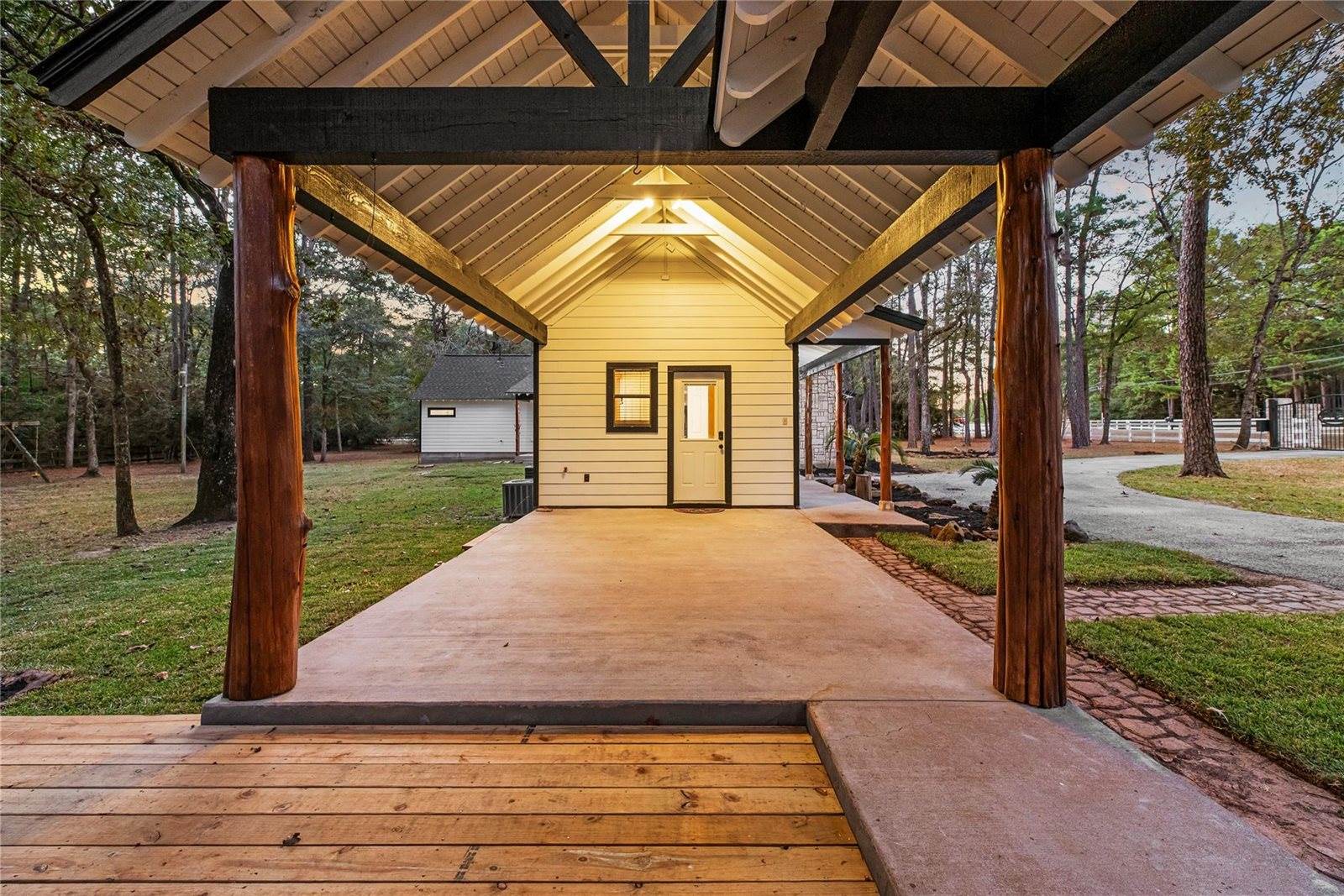 28418 Teal Court, Magnolia, TX 77355