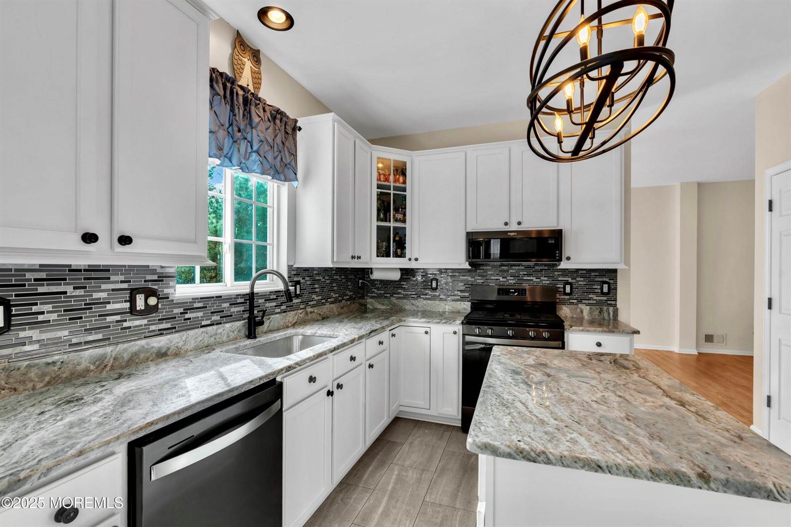 38 Victoria Circle, Jackson, NJ 08527