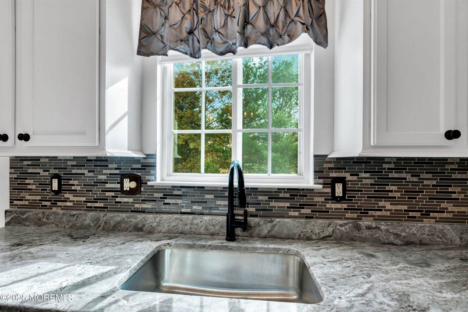 38 Victoria Circle, Jackson, NJ 08527