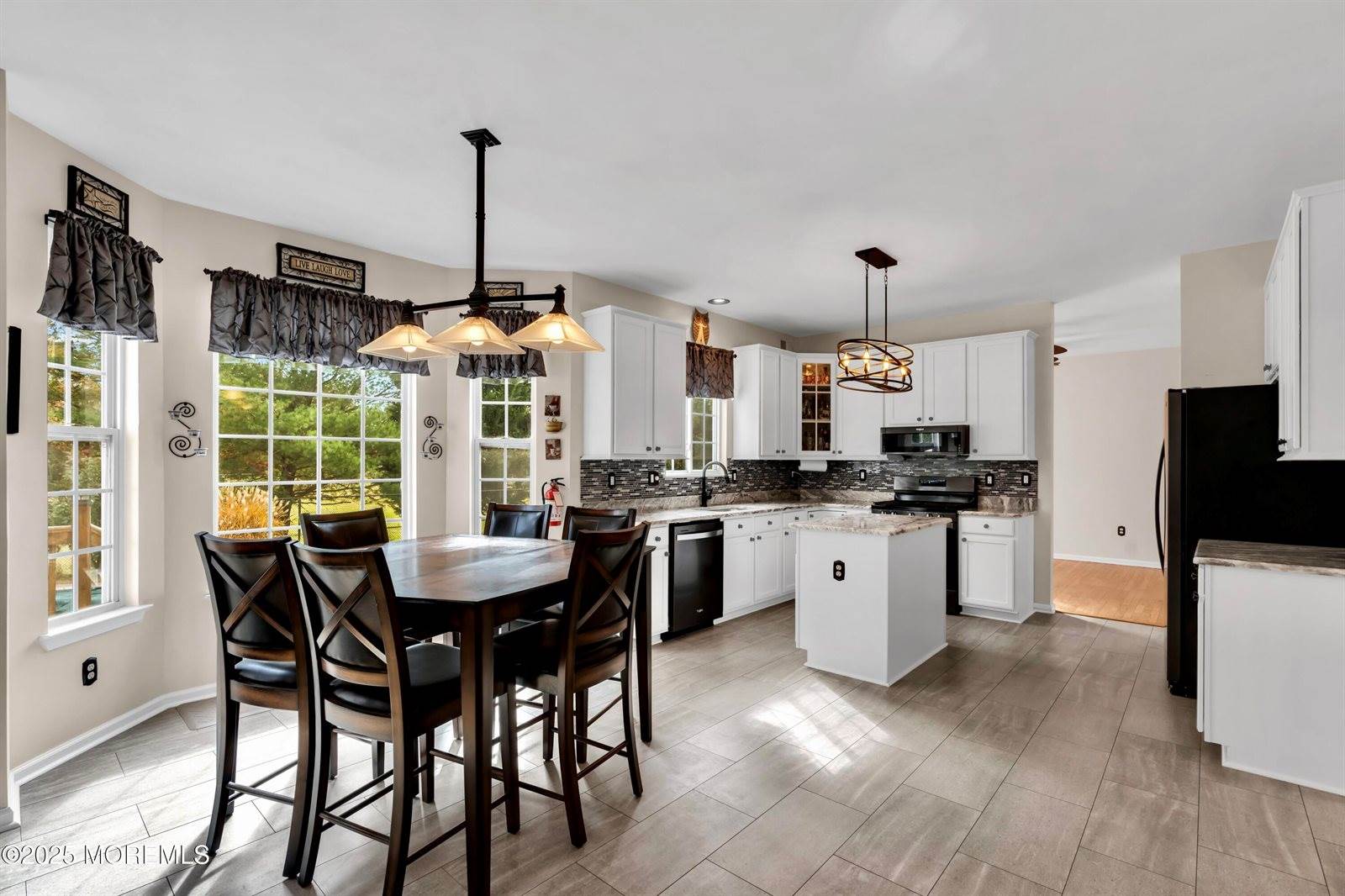 38 Victoria Circle, Jackson, NJ 08527