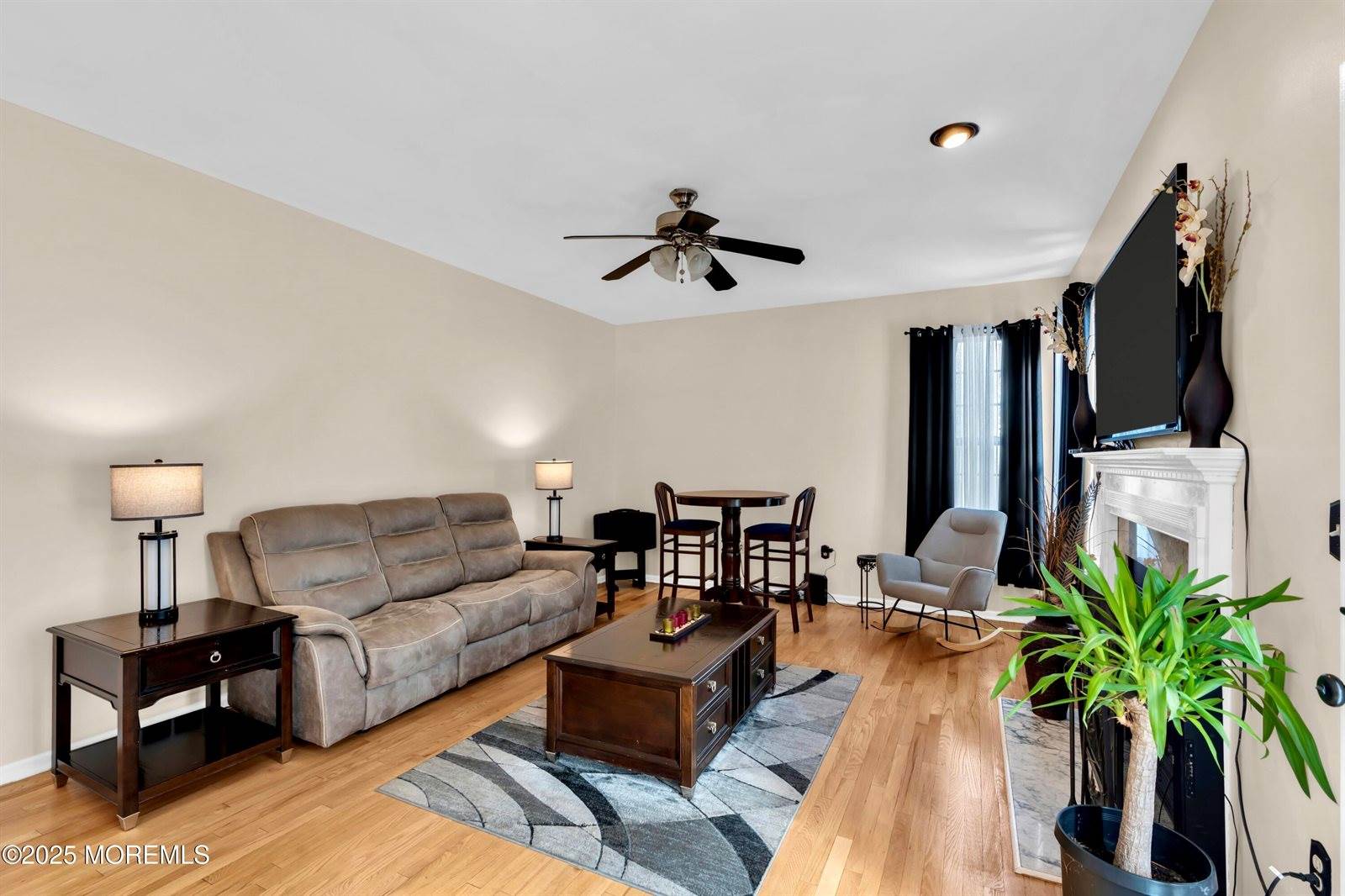 38 Victoria Circle, Jackson, NJ 08527