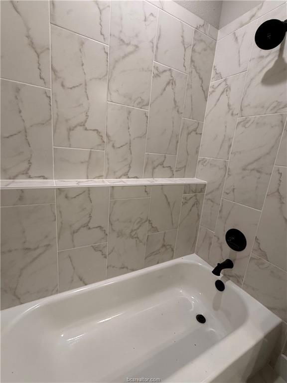 1227 Patriot Drive, College Station, TX 77845