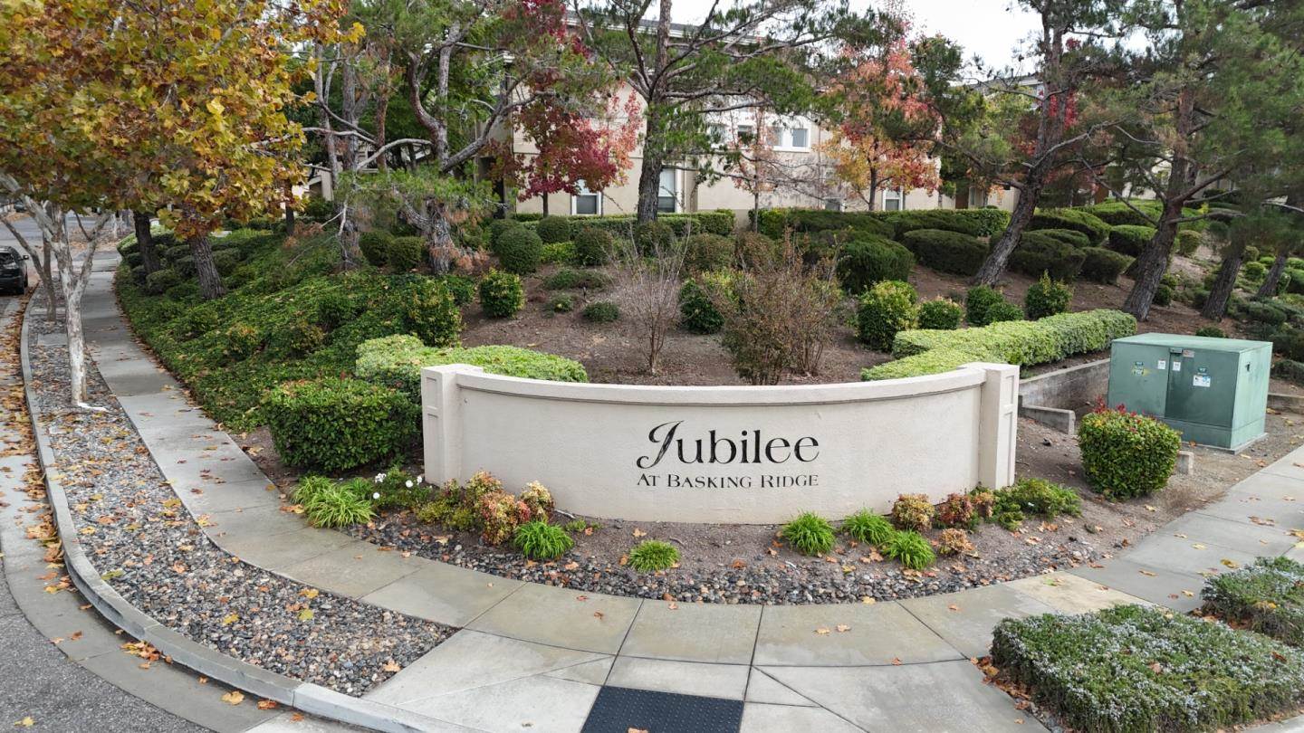 1102 Niguel LN, San Jose, CA 95138