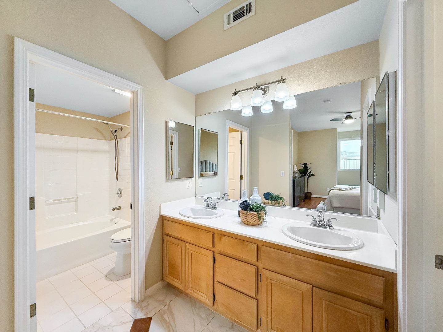 1102 Niguel LN, San Jose, CA 95138