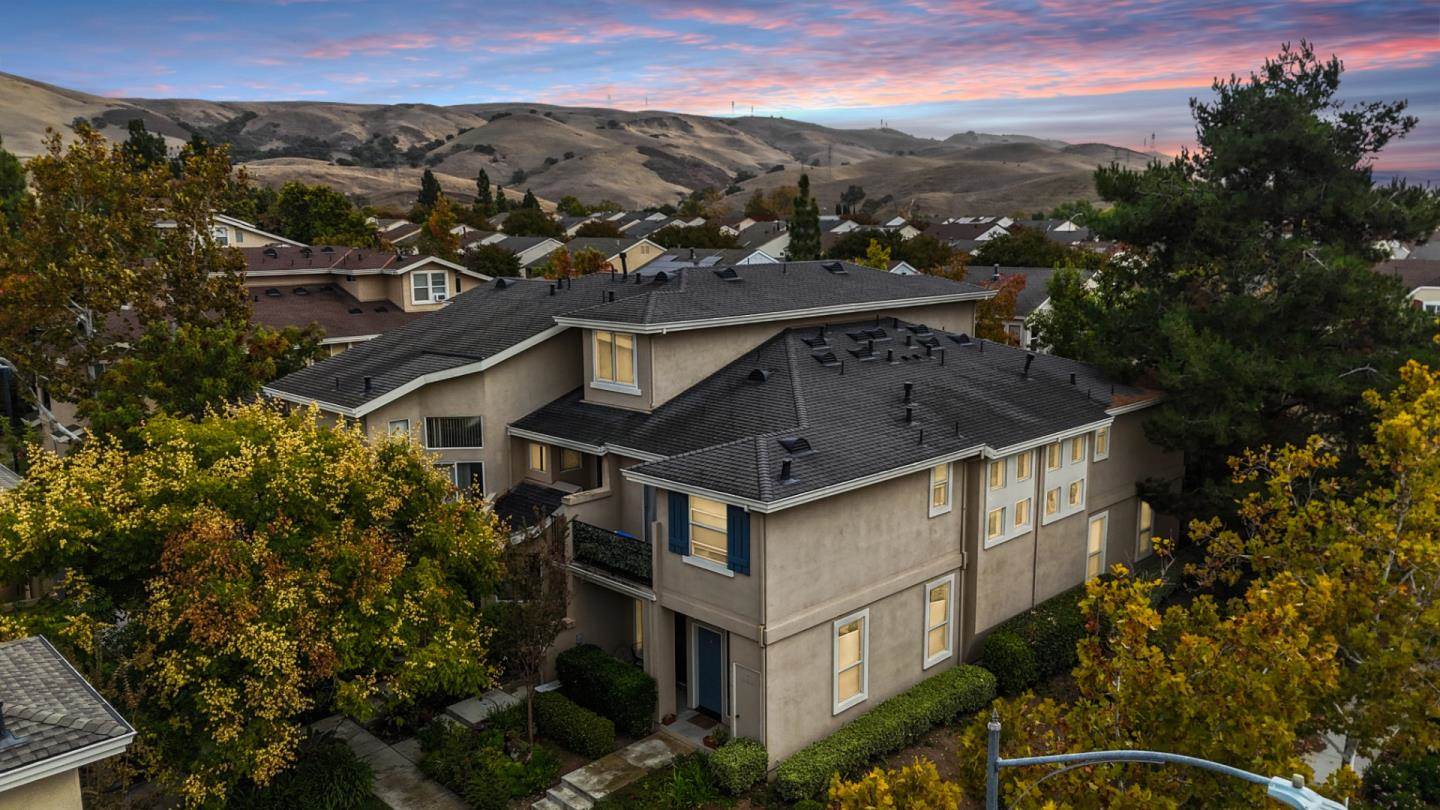 1102 Niguel LN, San Jose, CA 95138