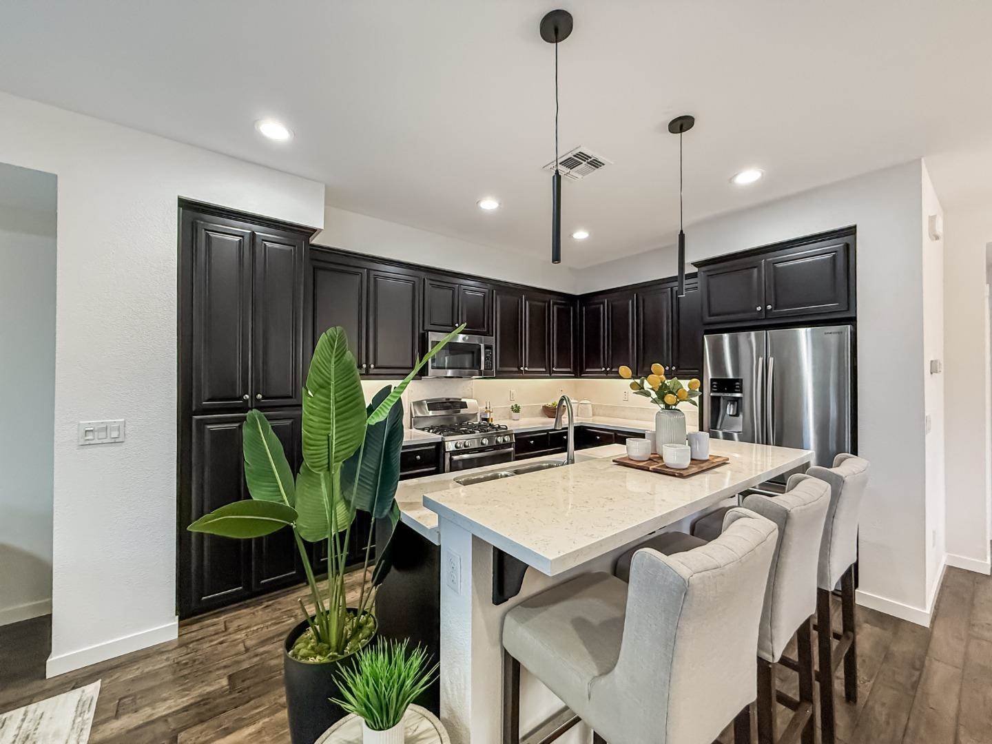 311 Geary Way, Mountain View, CA 94041