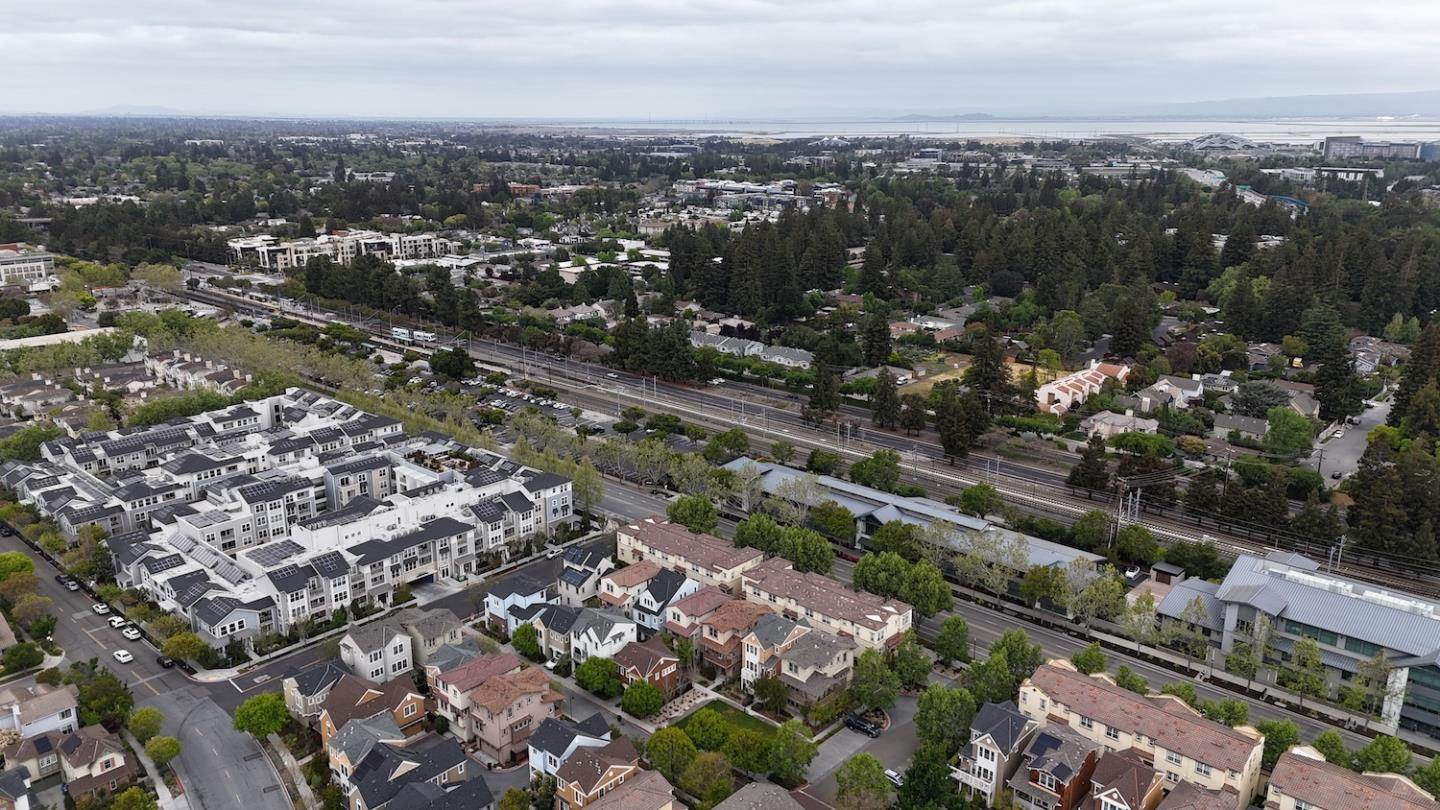 311 Geary Way, Mountain View, CA 94041