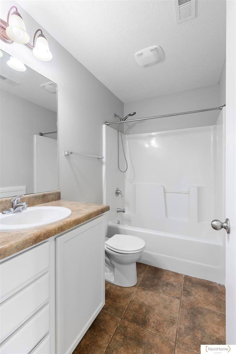 2830 SW 78th Street, Lincoln, NE 68532