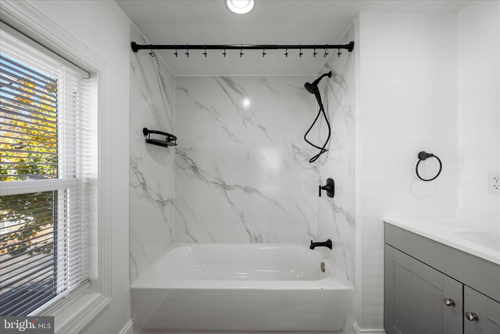 117 East Monmouth Street, Winchester, VA 22601