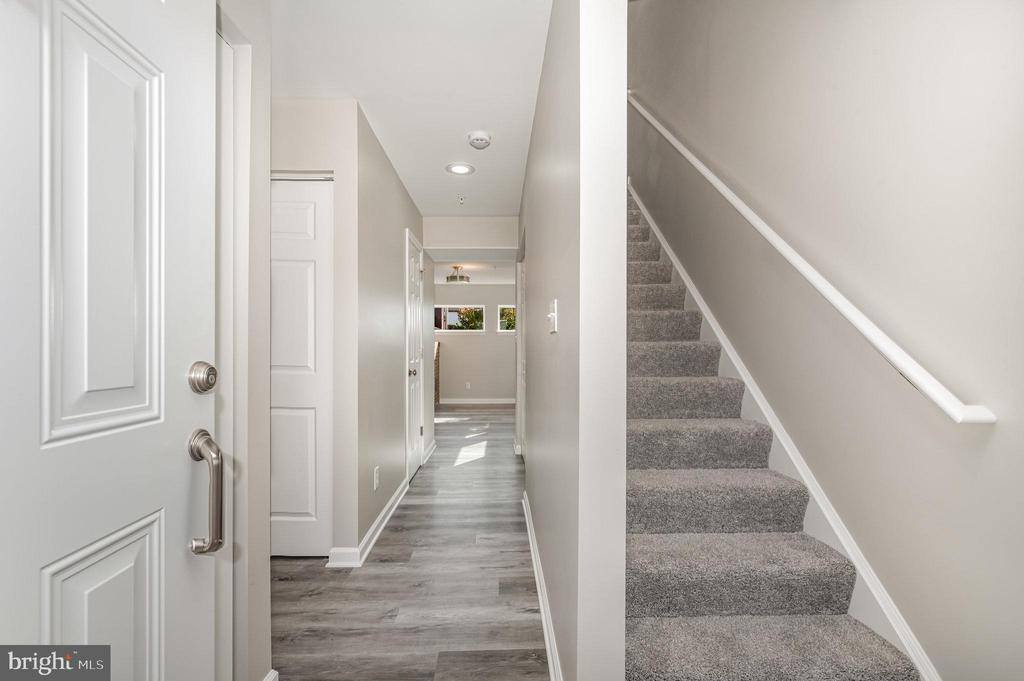 816 Charlotte Way, Enola, PA 17025