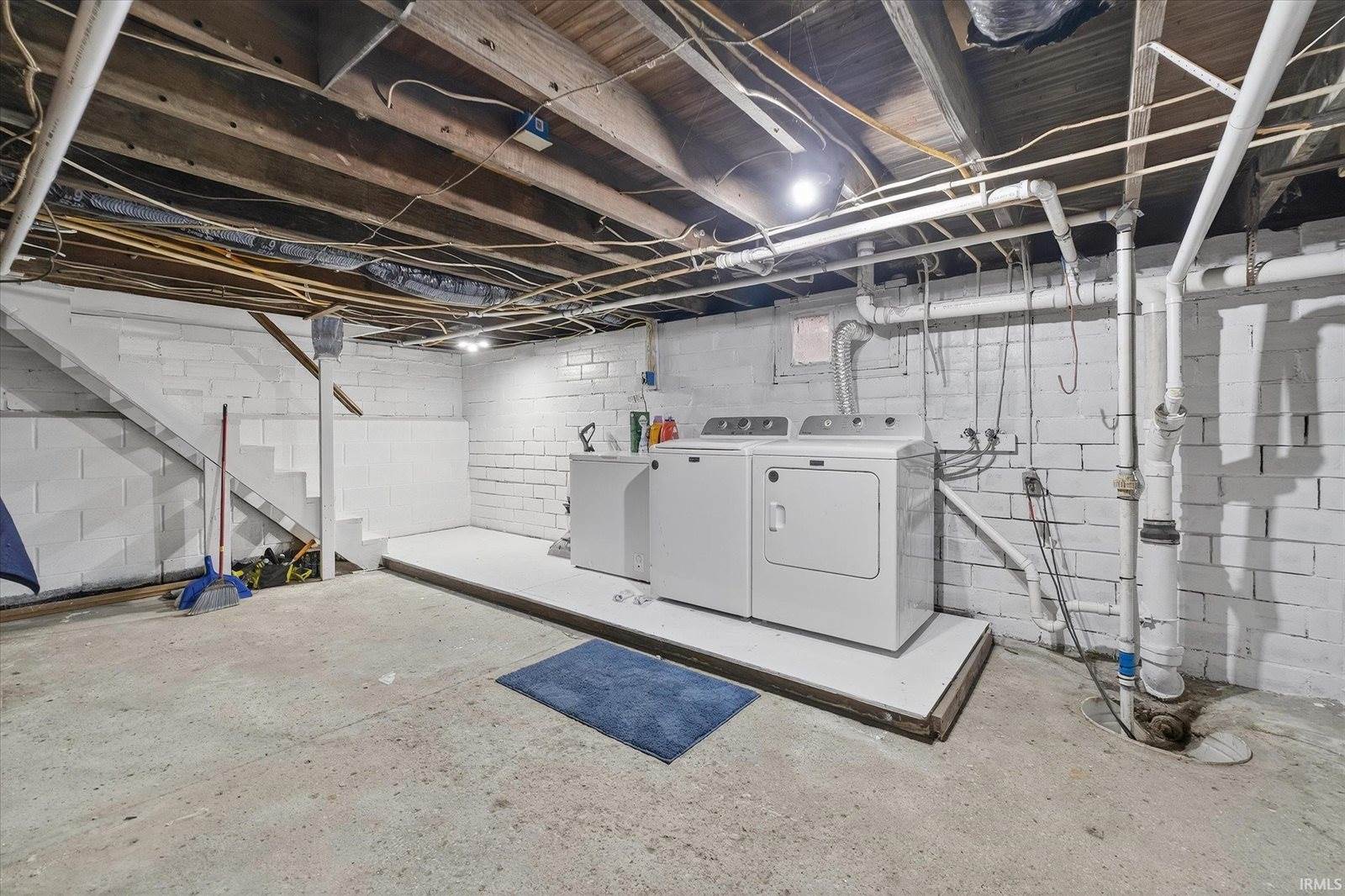 1407 S Meeker Avenue, Muncie, IN 47302