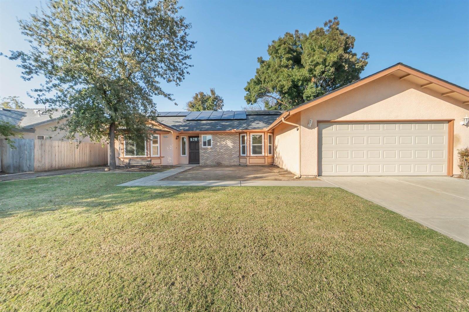 926 Birchwood Court, Hanford, CA 93230