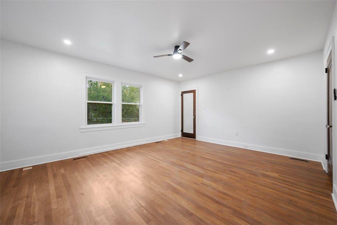 5644 Melvin St, Squirrel Hill, PA 15217