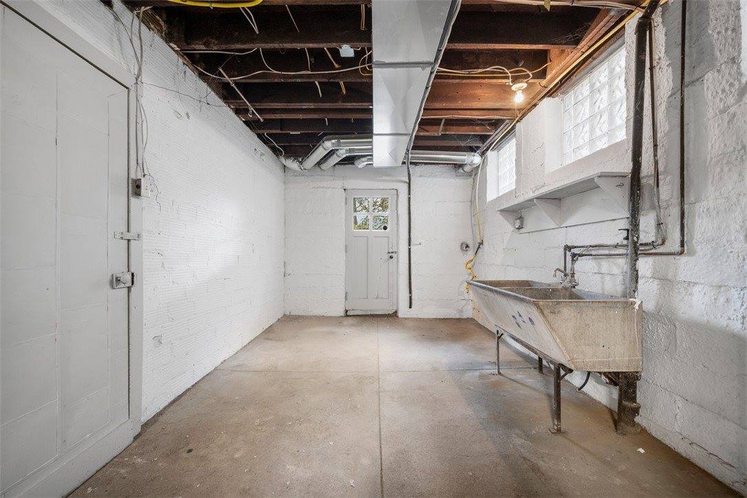 5644 Melvin St, Squirrel Hill, PA 15217