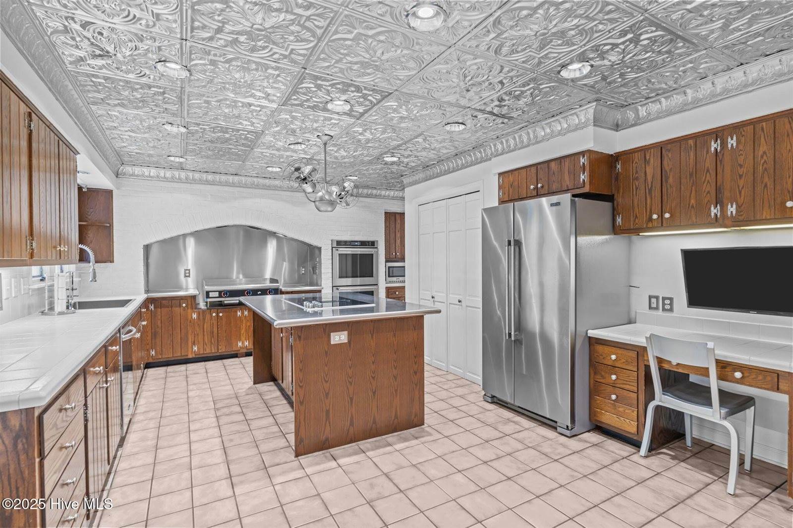 2000 Airport Road, Moore County, NC 28327