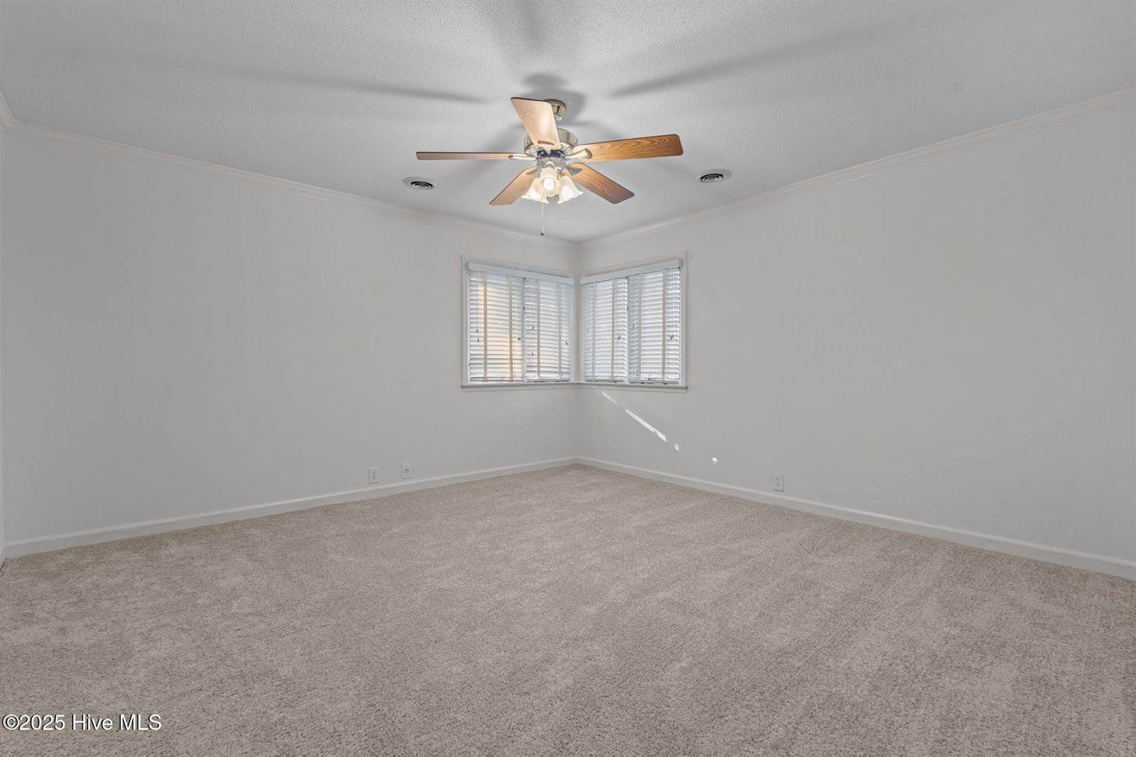 2000 Airport Road, Moore County, NC 28327