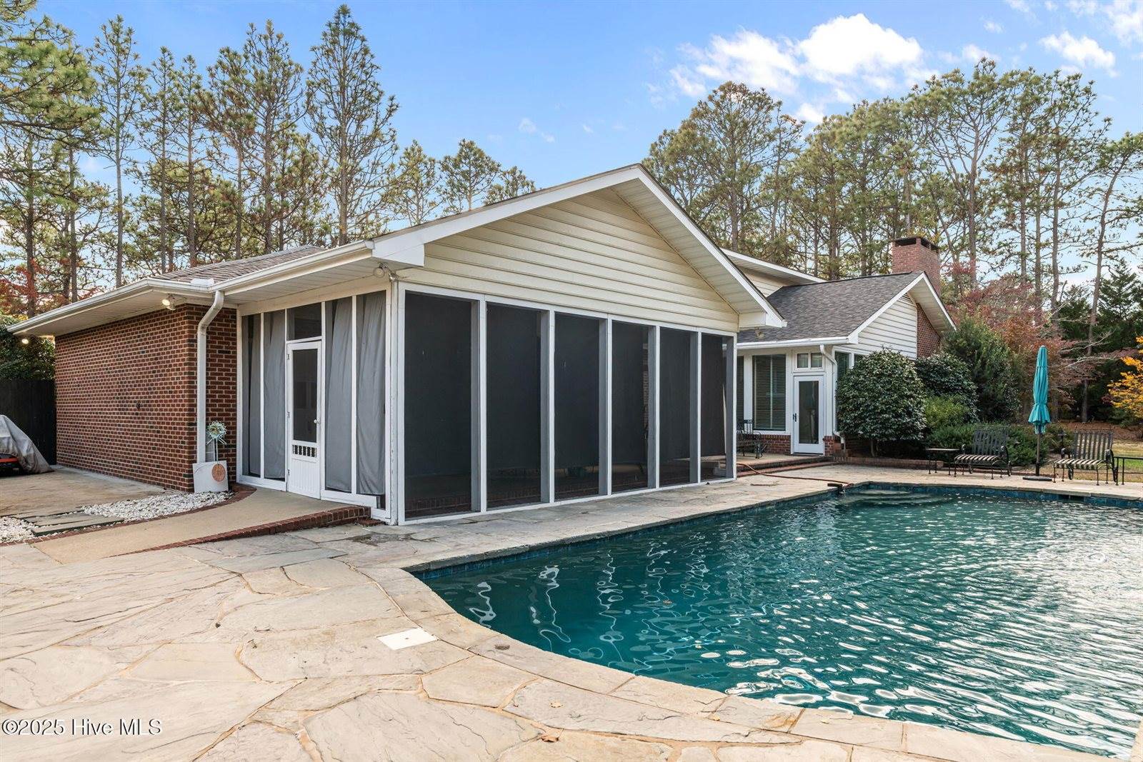 2000 Airport Road, Moore County, NC 28327