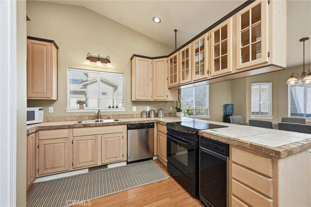 18206 N Shore, Hidden Valley Lake, CA 95467