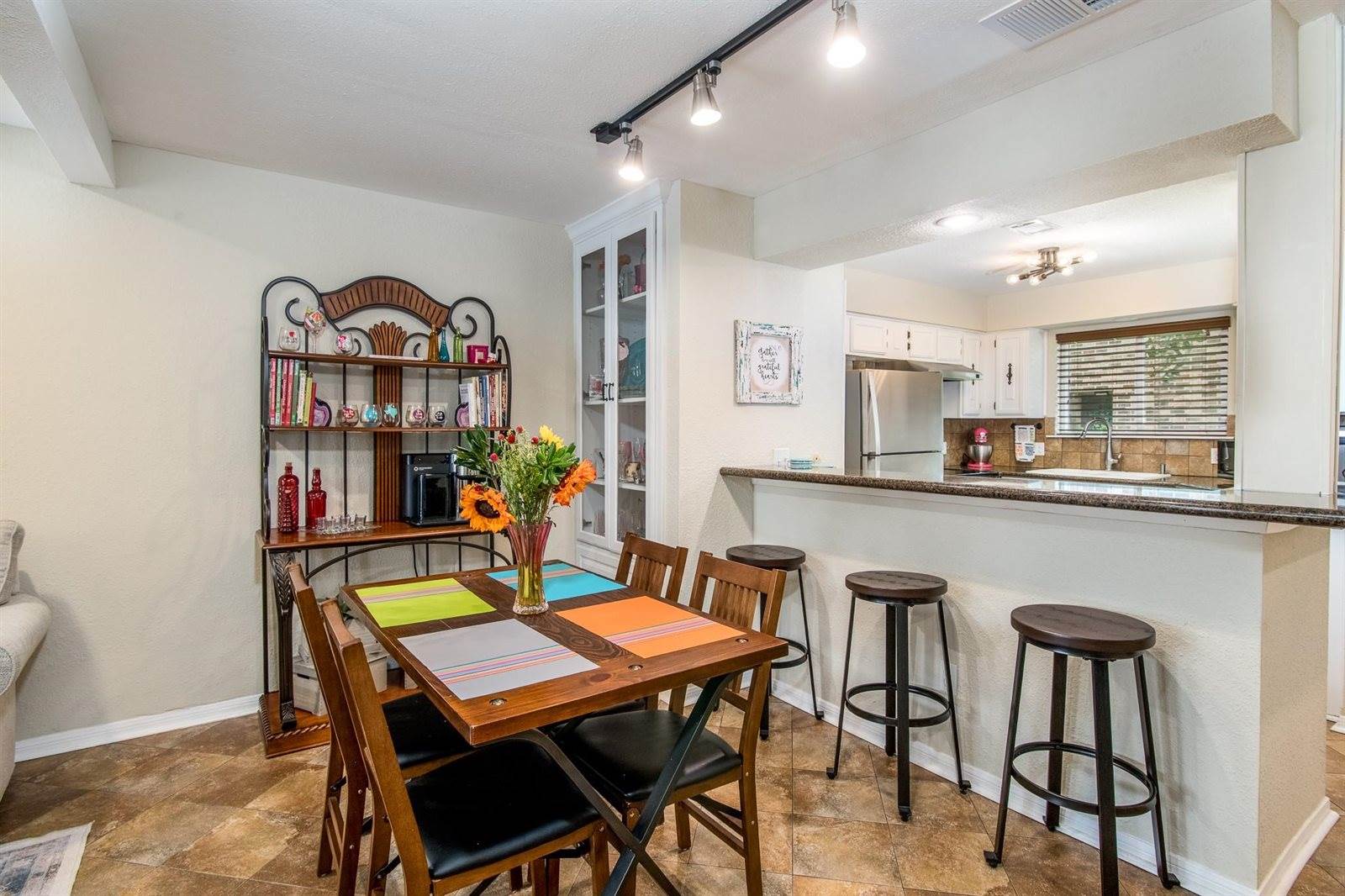 2503 Bering Drive, Houston, TX 77057