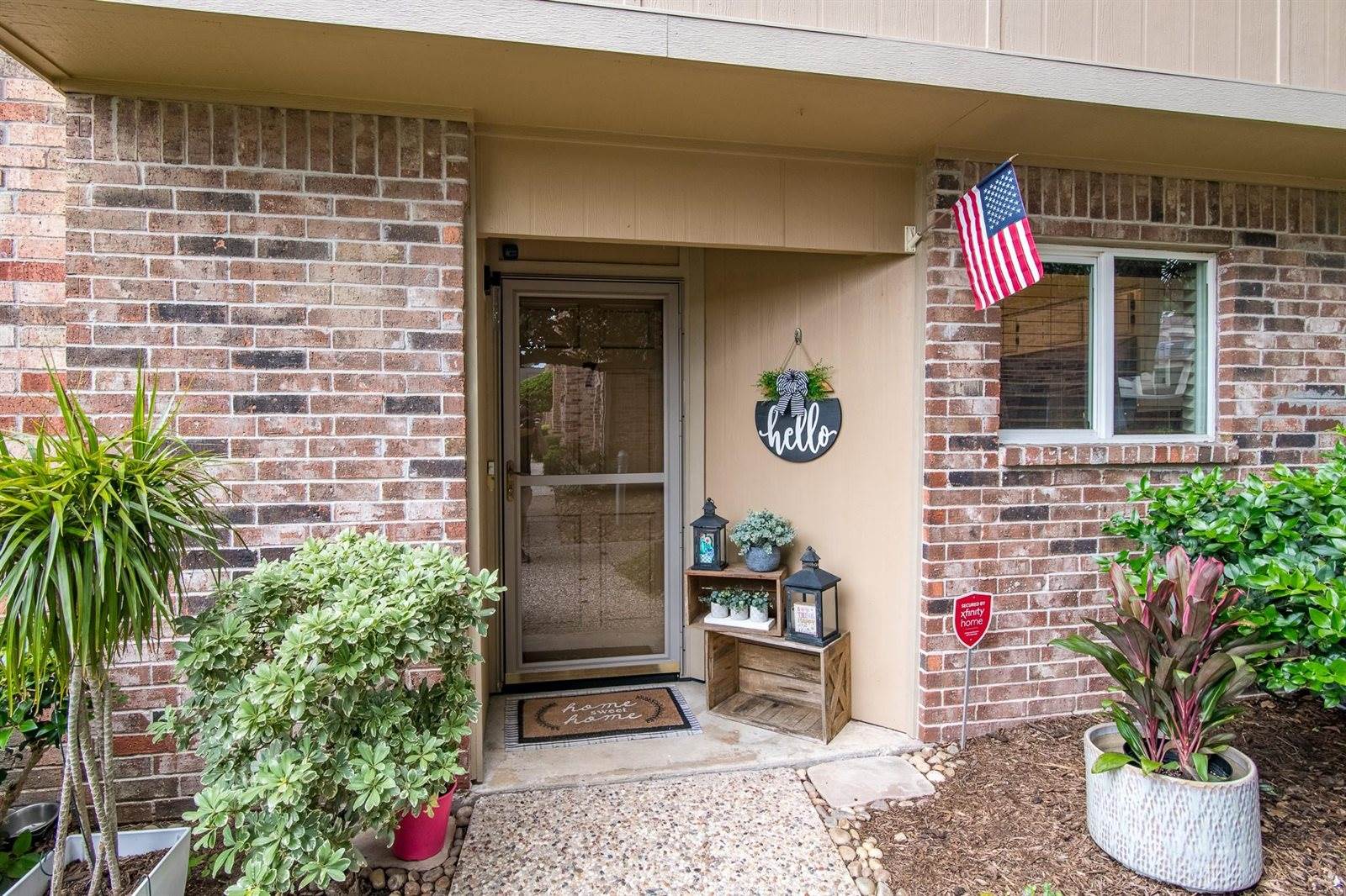 2503 Bering Drive, Houston, TX 77057