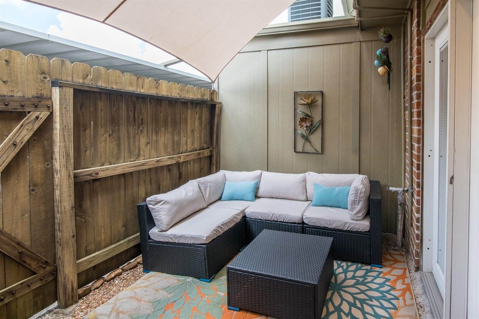 2503 Bering Drive, Houston, TX 77057