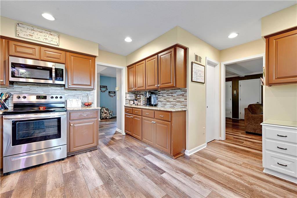 10107 Monrovia Street, Lenexa, KS 66215