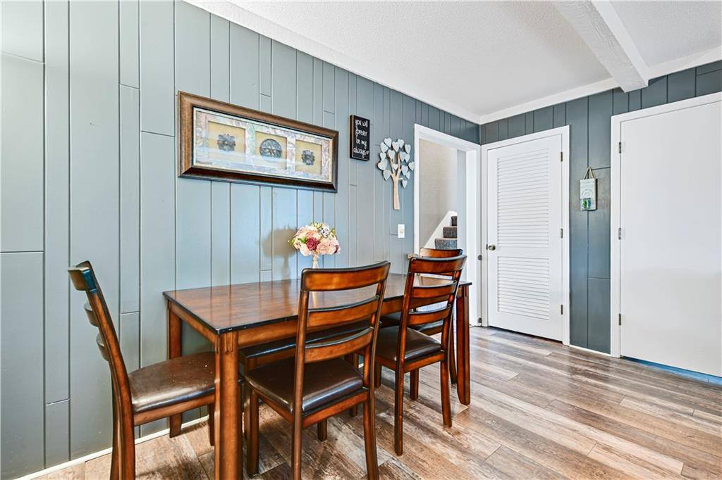 10107 Monrovia Street, Lenexa, KS 66215