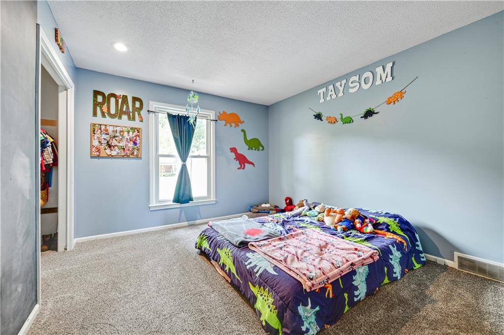 10107 Monrovia Street, Lenexa, KS 66215