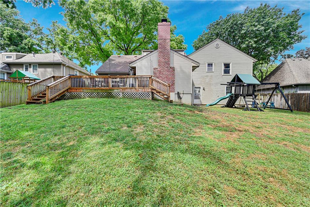 10107 Monrovia Street, Lenexa, KS 66215