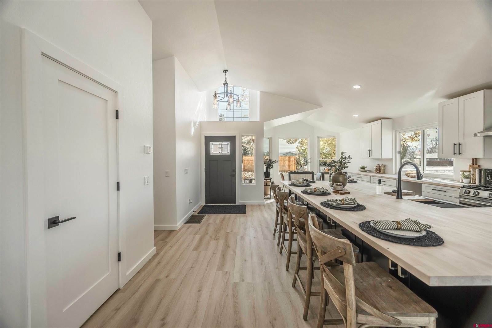 2485 Sunnyside Road, Montrose, CO 81401