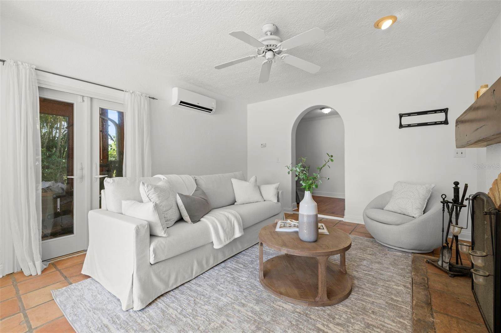 7240 Dr Martin Luther King Jr Street South, Saint Petersburg, FL 33705