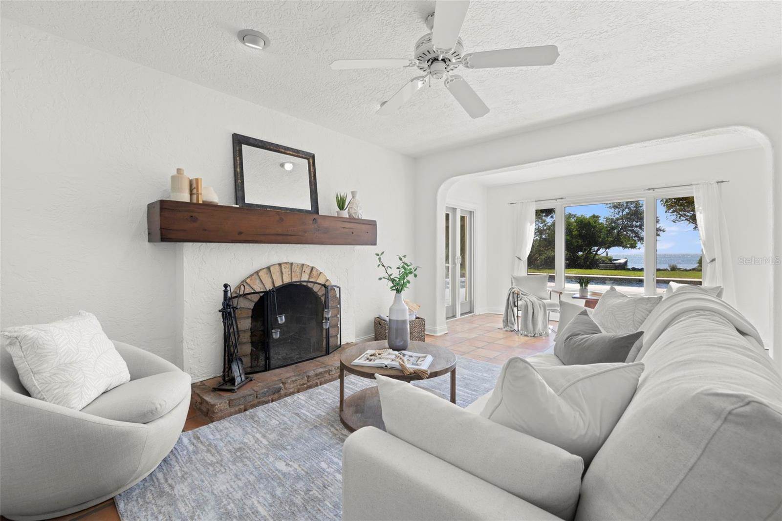 7240 Dr Martin Luther King Jr Street South, Saint Petersburg, FL 33705