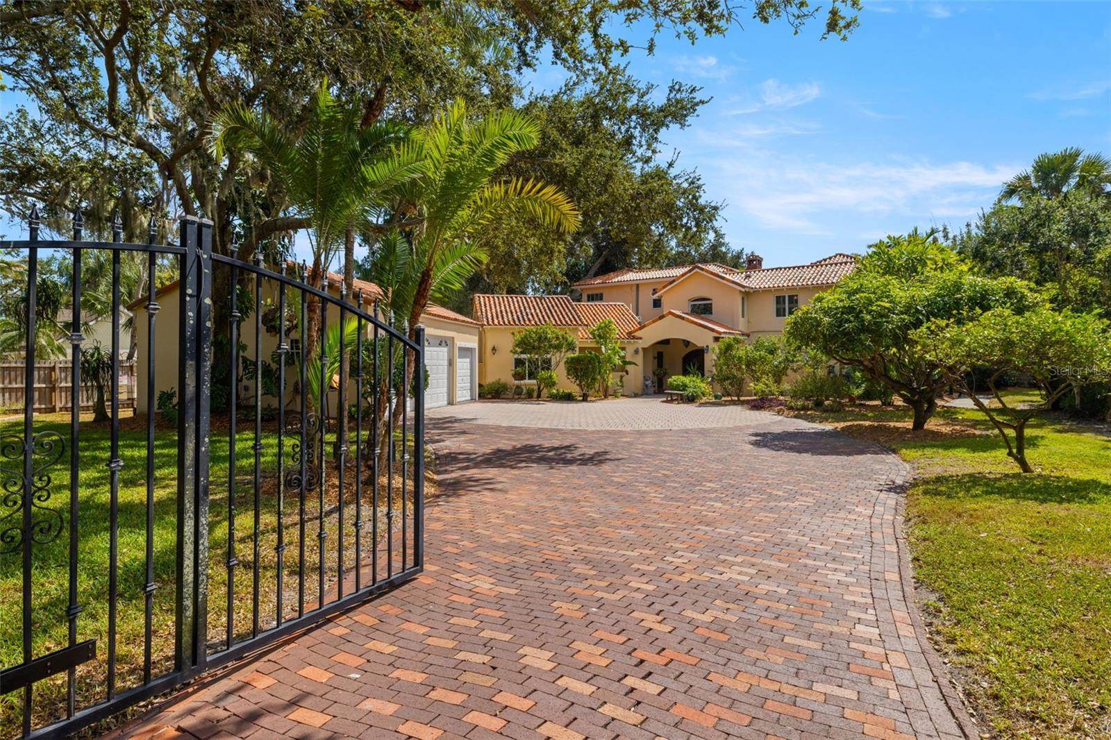 7240 Dr Martin Luther King Jr Street South, Saint Petersburg, FL 33705