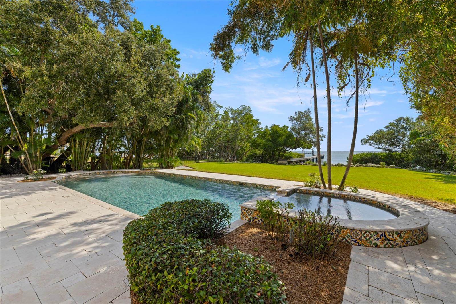 7240 Dr Martin Luther King Jr Street South, Saint Petersburg, FL 33705