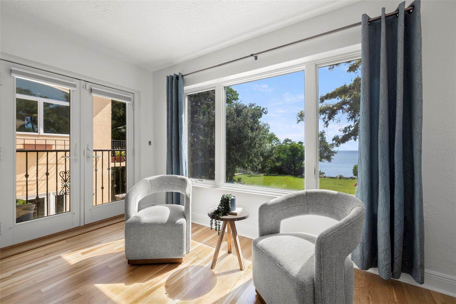 7240 Dr Martin Luther King Jr Street South, Saint Petersburg, FL 33705