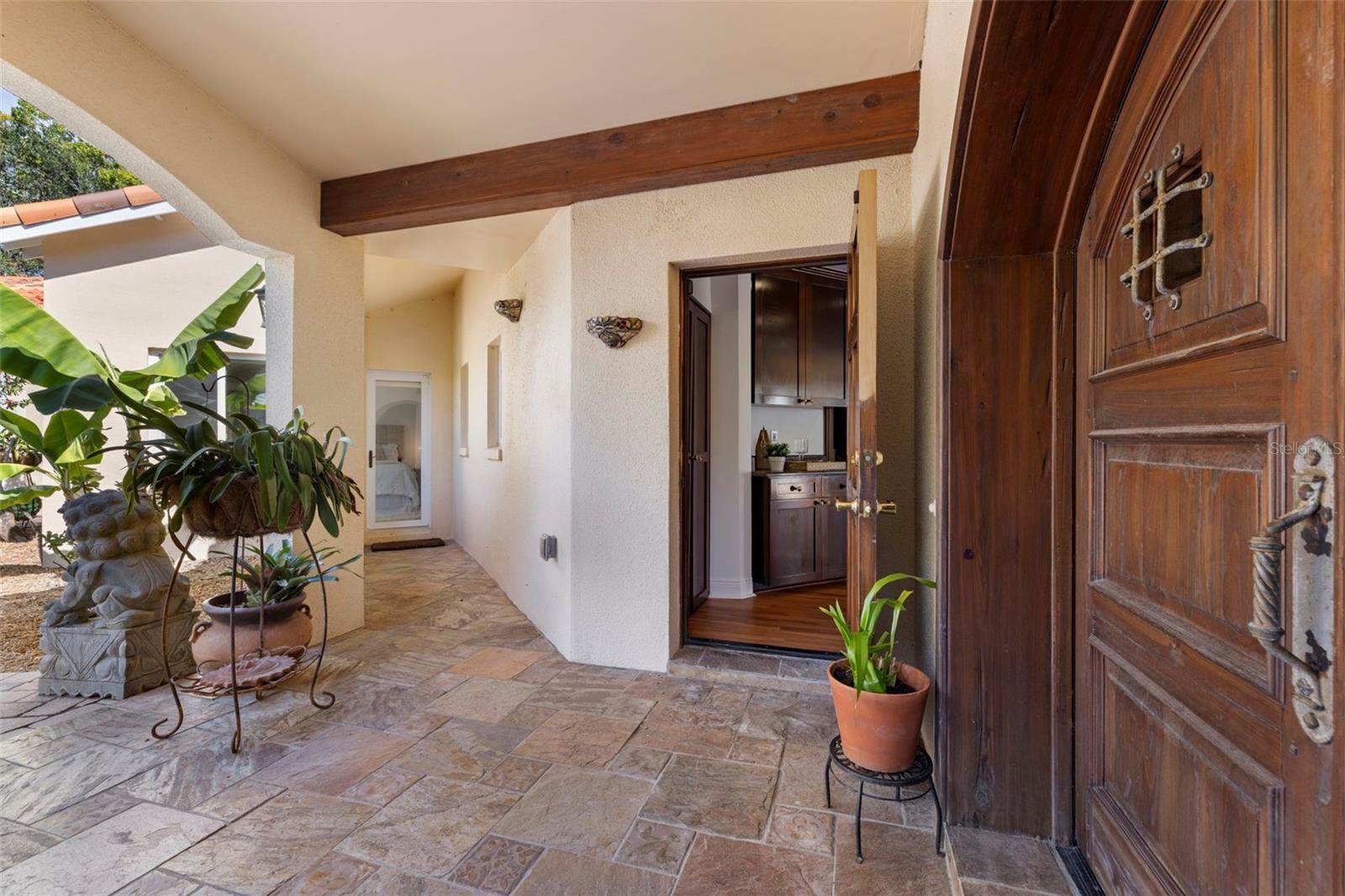 7240 Dr Martin Luther King Jr Street South, Saint Petersburg, FL 33705